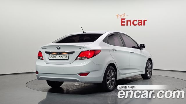 Hyundai Accent из Кореи Encar
