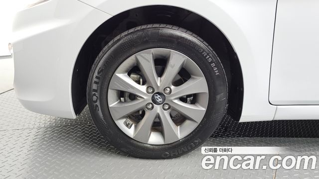 Hyundai Accent из Кореи Encar