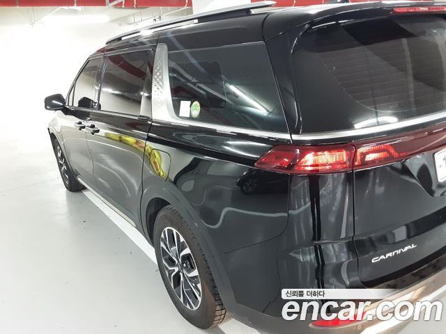 Kia Carnival Diesel 9-Seater Signature — пробег 138 892 км — фото 2 из 5