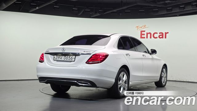 Mercedes-Benz C-Class из Кореи Encar