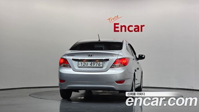 Hyundai Accent 1.4 VVT Premier — пробег 106 398 км — фото 4 из 5