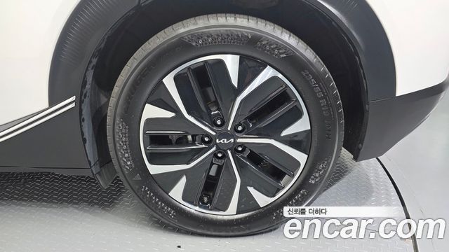 Kia EV6 из Кореи Encar