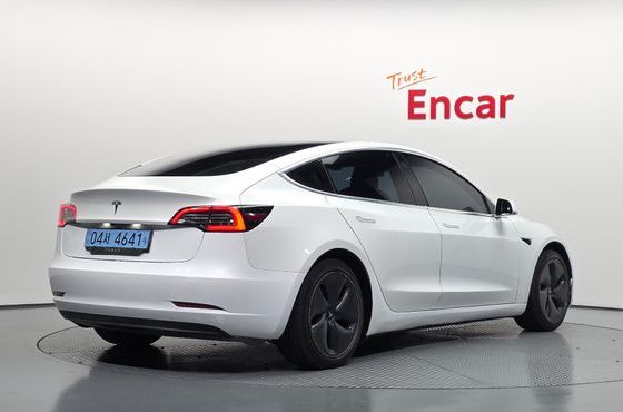Tesla Model 3 Long Range AWD — пробег 147 592 км — фото 2 из 5