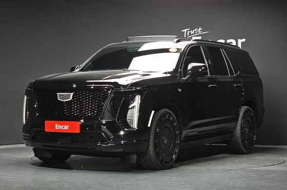 Cadillac Escalade 6.2 Sports Platinum — пробег 1 884 км — фото 1 из 5