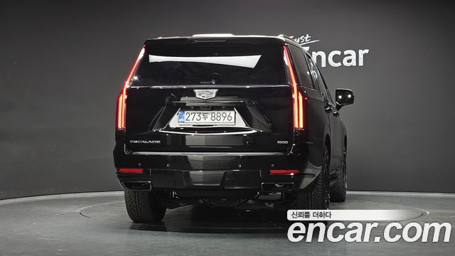 Cadillac Escalade 6.2 Sports Platinum — пробег 1 884 км — фото 4 из 5