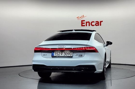 Audi A7 55 TFSI Quattro Premium — пробег 22 995 км — фото 4 из 5