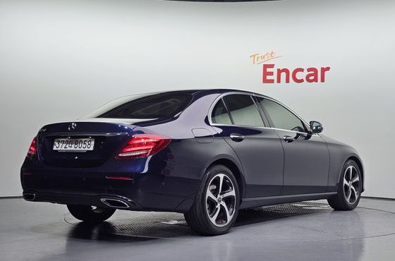 Mercedes-Benz E-Class E250 Avantgarde — пробег 85 820 км — фото 2 из 5