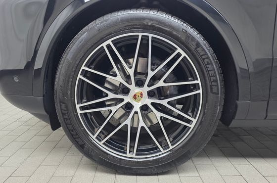Porsche Cayenne 3.0 — пробег 35 704 км — фото 5 из 5