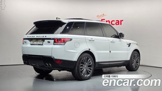 Land Rover Range Rover Sport 3.0 SDV6 HSE Dynamic — пробег 110 539 км — фото 2 из 5