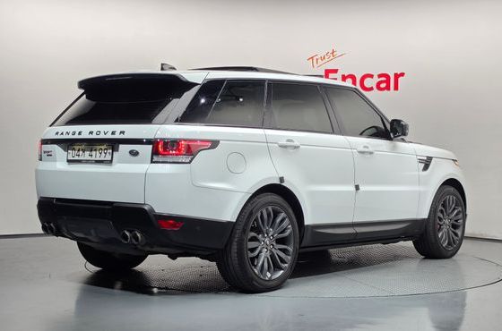 Land Rover Range Rover Sport 3.0 SDV6 HSE Dynamic — пробег 110 539 км — фото 2 из 5