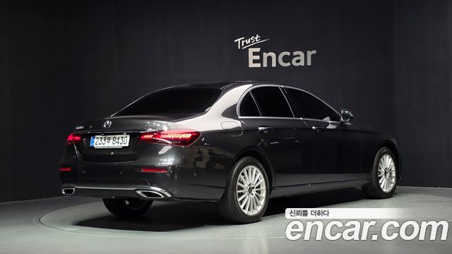 Mercedes-Benz E-Class E220d 4MATIC Exclusive — пробег 167 150 км — фото 2 из 5