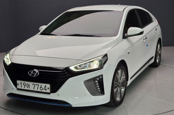 Hyundai Ioniq Q — пробег 168 743 км — фото 4 из 5