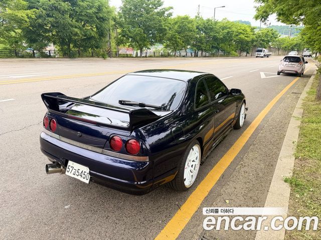 Nissan Skyline из Кореи Encar