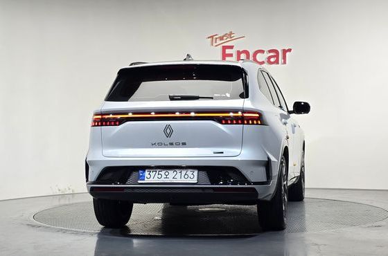 Renault (Samsung) Grand Koleos 1.5 E-TECH Esprit Alphine 2WD — пробег 9 870 км — фото 4 из 5