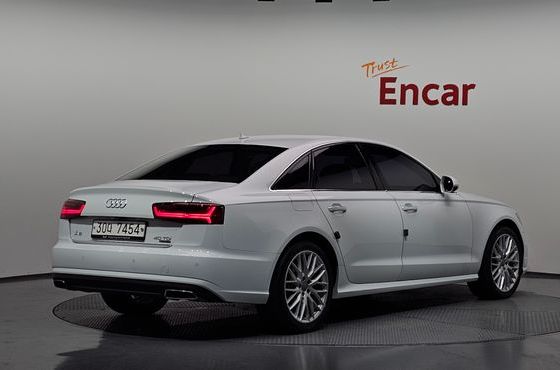 Audi A6 40 TDI Quattro Premium C7 — пробег 160 287 км — фото 2 из 5