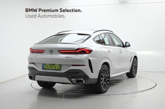 BMW X6 xDrive40i M Sport — пробег 4 027 км — фото 2 из 5