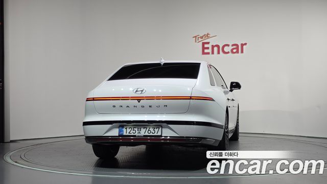 Hyundai Grandeur из Кореи Encar