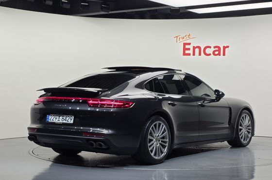 Porsche Panamera 3.0 AWD — пробег 113 313 км — фото 2 из 5