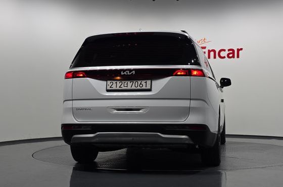 Kia Carnival Diesel 9-Seater Prestige — пробег 92 618 км — фото 4 из 5