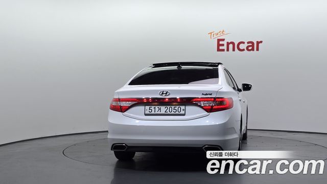 Hyundai Grandeur Premium — пробег 71 944 км — фото 4 из 5