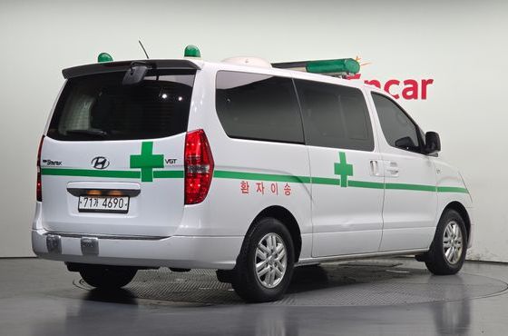 Hyundai Starex Ambulance — пробег 50 387 км — фото 2 из 5