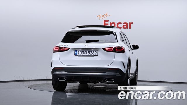 Mercedes-Benz GLA-Class из Кореи Encar