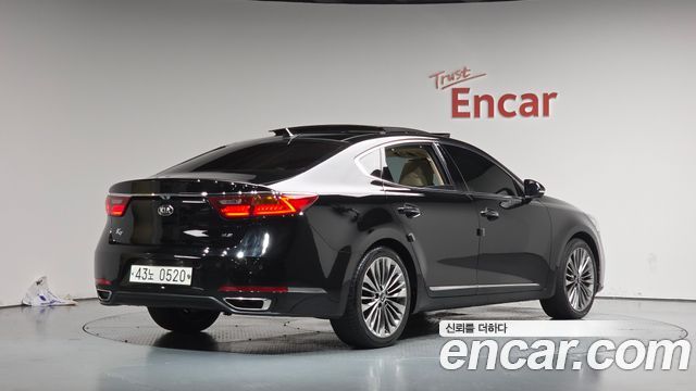 Kia K7 из Кореи Encar