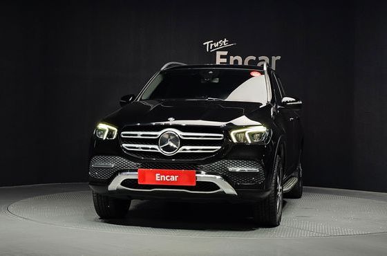 Mercedes-Benz GLE-Class GLE300d 4MATIC — пробег 143 729 км — фото 3 из 5