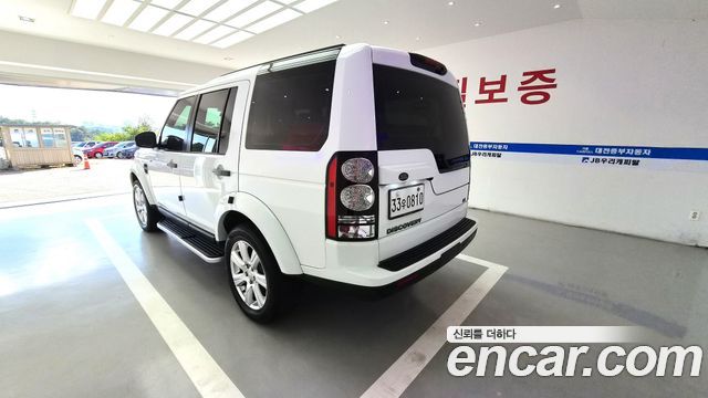 Land Rover Discovery 3.0 SDV6 SE — пробег 139 000 км — фото 3 из 5