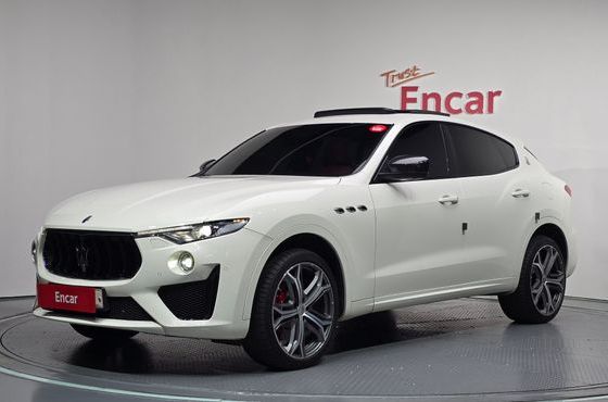 Maserati Levante 3.8 GTS AWD — пробег 67 392 км — фото 1 из 5