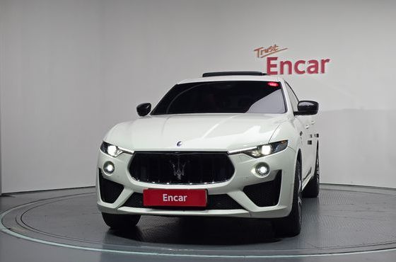 Maserati Levante 3.8 GTS AWD — пробег 67 392 км — фото 3 из 5