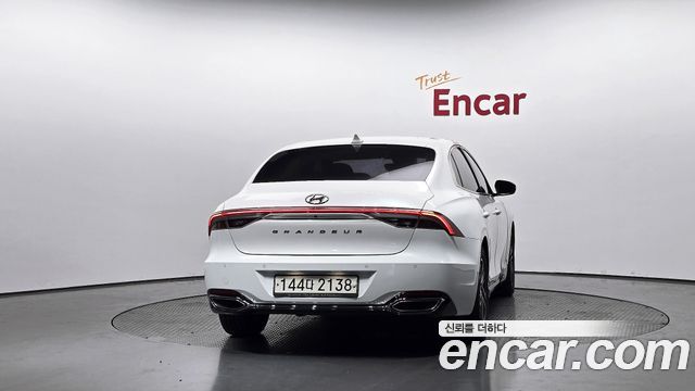 Hyundai Grandeur из Кореи Encar