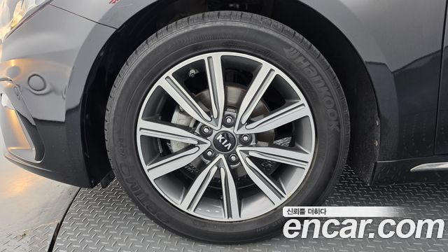 Kia K5 из Кореи Encar