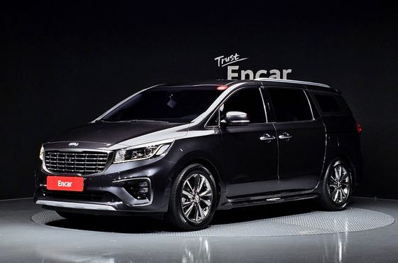 Kia Carnival 9-Seater Noblesse Special — пробег 132 337 км — фото 1 из 5
