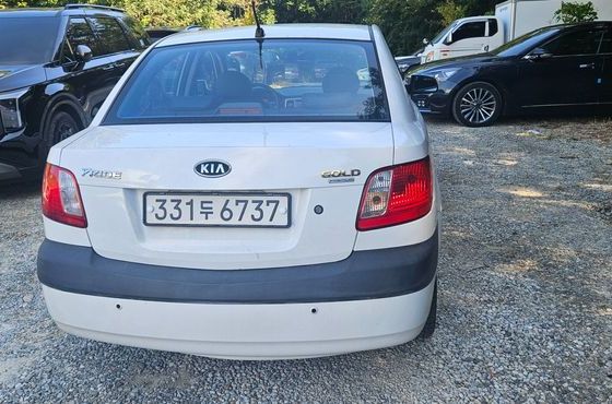 Kia pride 4DR 1.6 CVVT SLX — пробег 90 000 км — фото 2 из 5