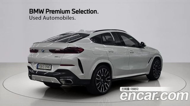 BMW X6 xDrive40i M Sport — пробег 61 301 км — фото 2 из 5