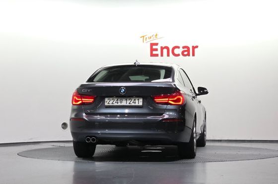 BMW Gran Turismo GT 320d xDrive — пробег 114 979 км — фото 4 из 5
