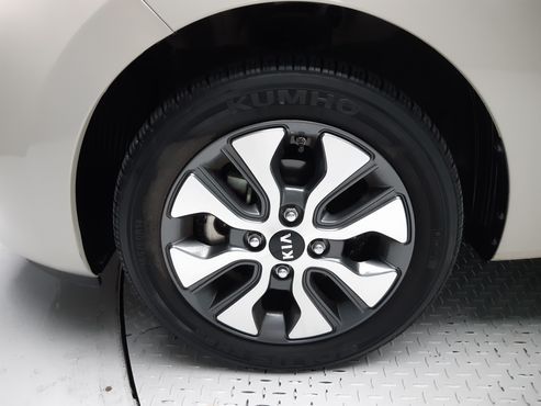 Kia morning Luxury — пробег 15 000 км — фото 5 из 5