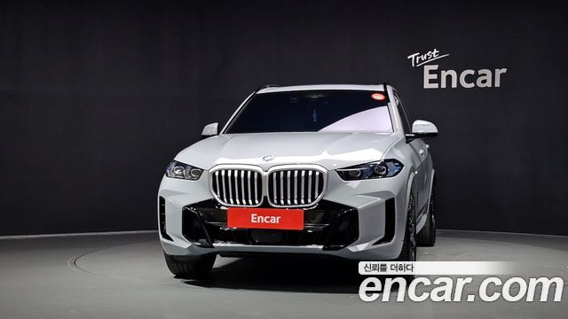 BMW X5 xDrive 30d M Sport — пробег 6 795 км — фото 3 из 5