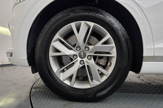 Genesis GV70 2.5T Gasoline AWD — пробег 18 935 км — фото 5 из 5