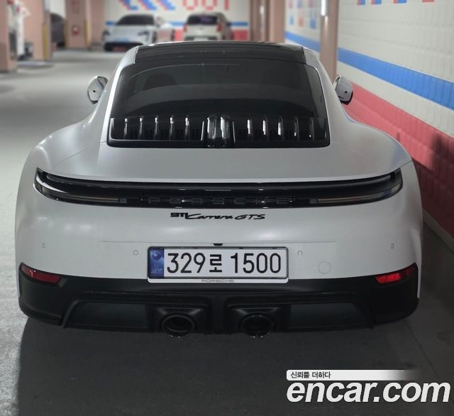 Porsche 911 Carrera GTS — пробег 5 700 км — фото 2 из 5