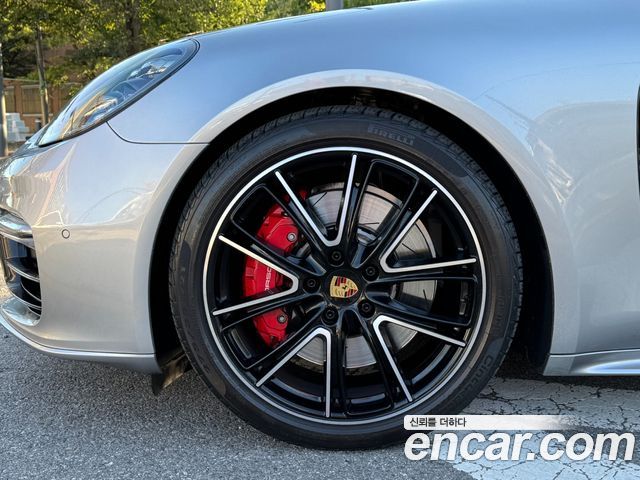 Porsche Panamera 4.0 GTS — пробег 48 000 км — фото 5 из 5