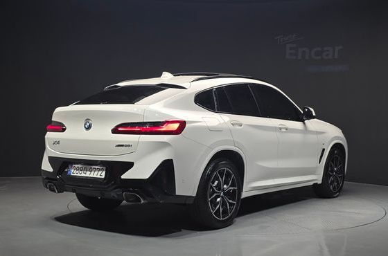 BMW X4 xDrive20i M Sport — пробег 60 446 км — фото 2 из 5
