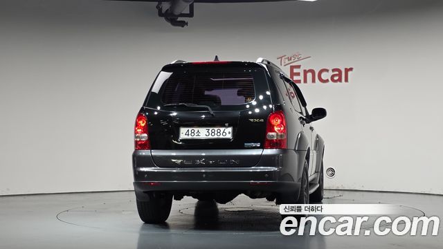 Ssangyong Rexton 2WD RX4 High Deluxe — пробег 128 866 км — фото 4 из 5