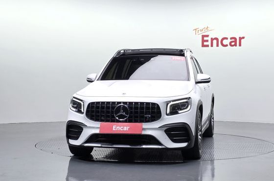 Mercedes-Benz GLB-Class AMG GLB35 4MATIC — пробег 40 142 км — фото 3 из 5