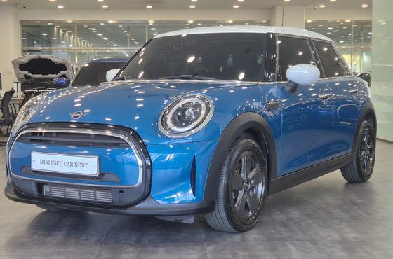 Mini Cooper 5Door Classic Third Generation — пробег 39 961 км — фото 1 из 5