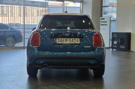 Mini Cooper 5Door Classic Third Generation — пробег 39 961 км — фото 3 из 5