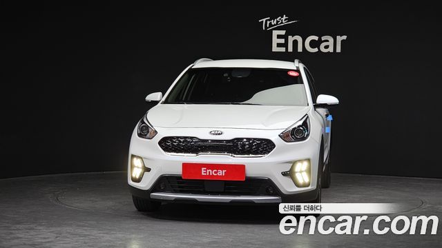 Kia Niro 1.6 HEV Prestige — пробег 41 548 км — фото 3 из 5