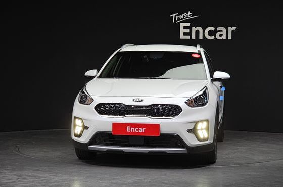 Kia Niro 1.6 HEV Prestige — пробег 41 548 км — фото 3 из 5