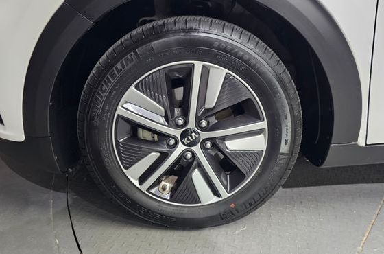 Kia Niro 1.6 HEV Prestige — пробег 41 548 км — фото 5 из 5